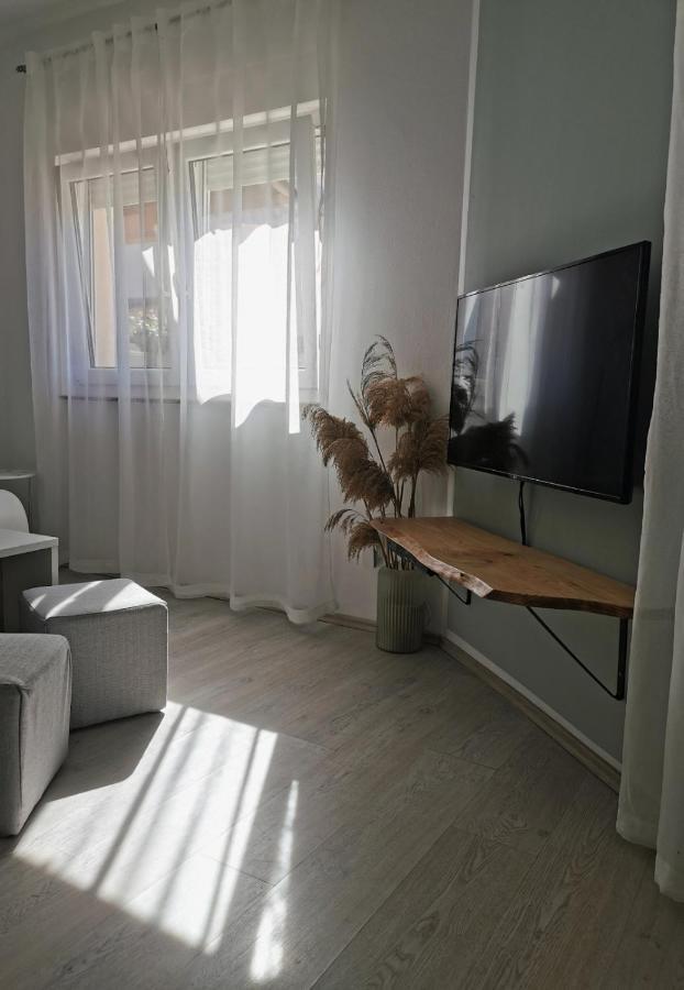 Apartman Teo Medulin Extérieur photo